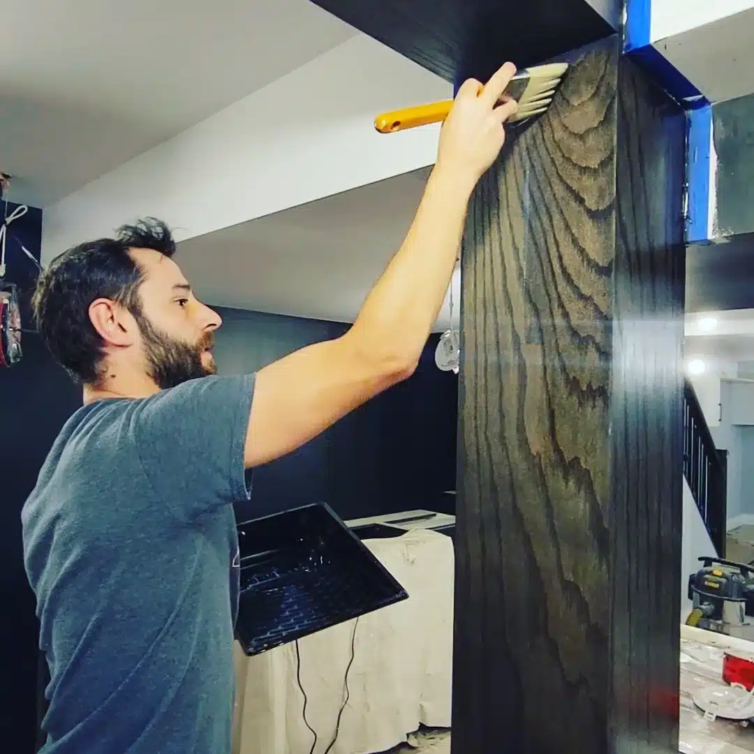 aplaying varnish toronto