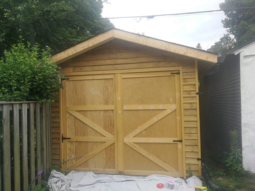 wood sidind painting job